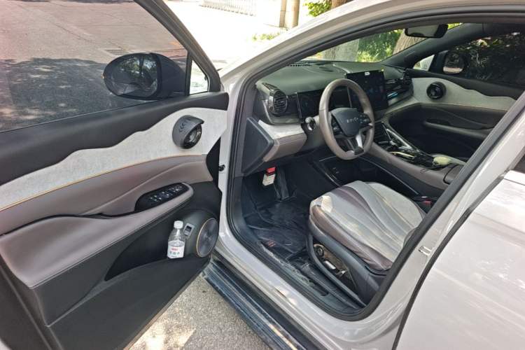 Used BYD Frigate 07 2023 DM-i 205KM Prestige Model Driver Seat