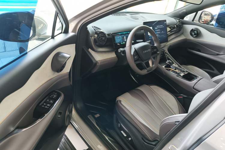 Used BYD Frigate 07 2023 DM-i 205KM Prestige Model Driver Seat