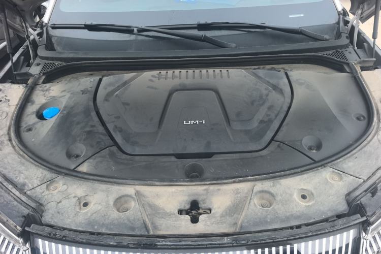 Used BYD Frigate 07 2023 DM-i 100KM Flagship Model Engine Bay