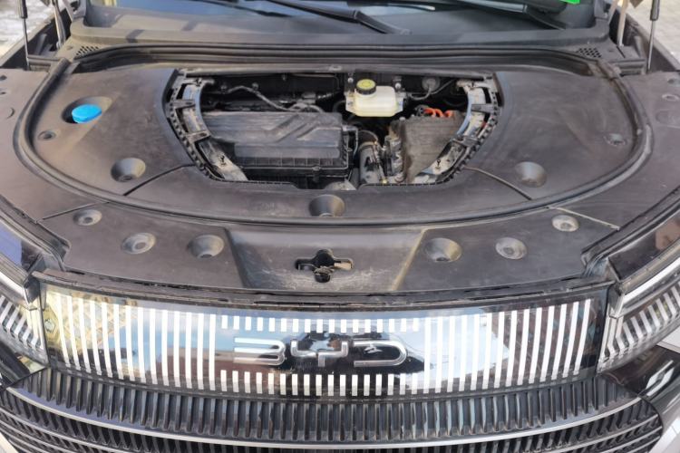 Used BYD Frigate 07 2023 DM-p 175 km Four-Wheel Drive Flagship Model Engine Bay