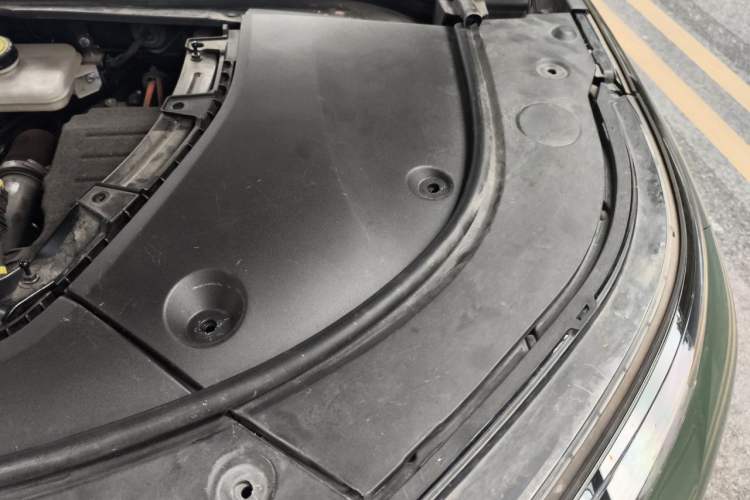 Used BYD Frigate 07 2023 DM-i 100KM Prestige Model Engine Bay Left