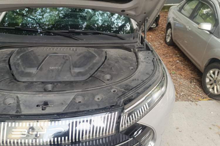 Used BYD Frigate 07 2023 DM-i 100KM Flagship Model Engine Bay Left