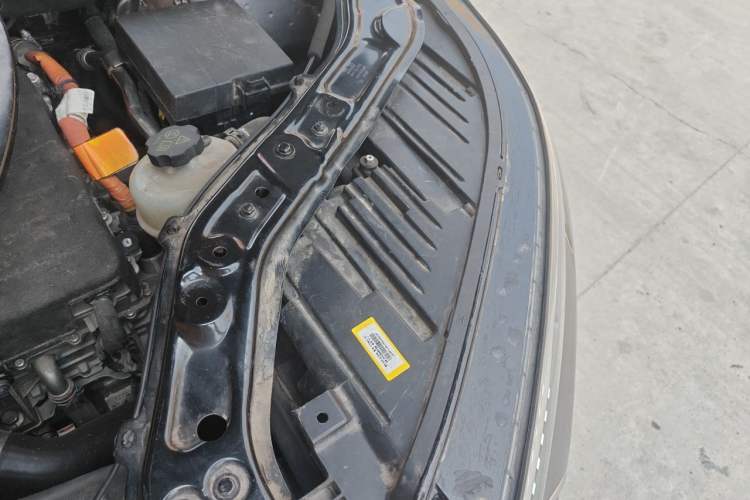 Used BYD Frigate 07 2023 DM-i 100KM Flagship Model Engine Bay Left