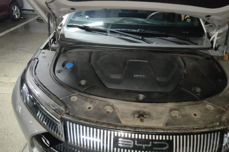 Used BYD Frigate 07 2023 DM-i 100KM Prestige Model Engine Bay Right