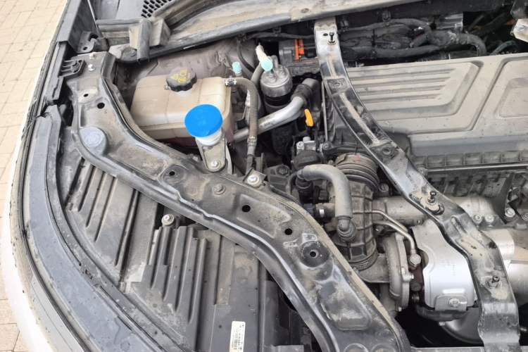 Used BYD Frigate 07 2023 DM-p 175 km Four-Wheel Drive Flagship Model Engine Bay Right