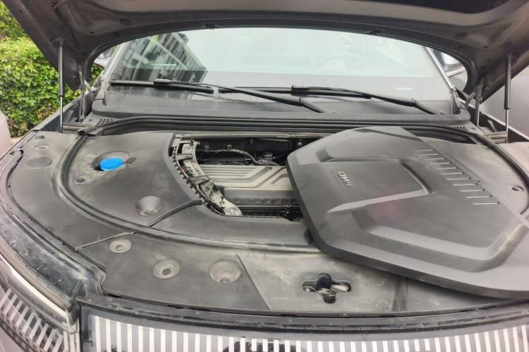 Used BYD Frigate 07 2023 DM-i 205KM Flagship Model Engine Bay