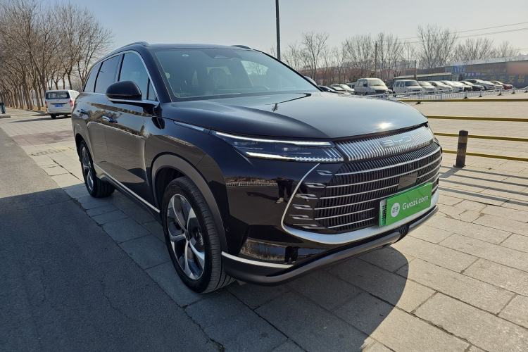 Used BYD Frigate 07 2023 DM-i 205KM Flagship Model Exterior 2