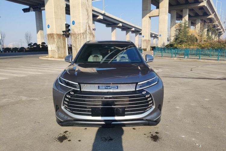 Used BYD Frigate 07 2023 DM-i 205KM Flagship Model Front