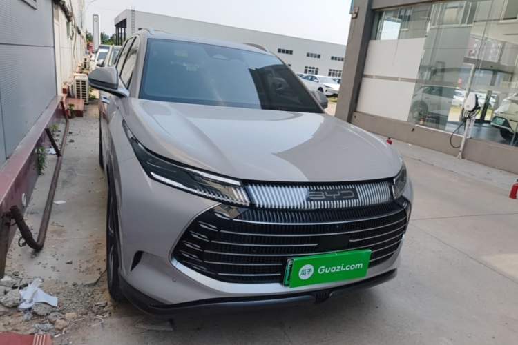 Used BYD Frigate 07 2023 DM-i 205KM Flagship Model Front