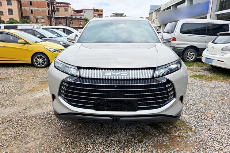 Used BYD Frigate 07 2023 DM-i 205KM Flagship Model Front