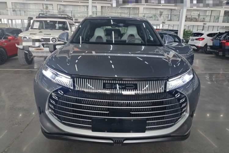 Used BYD Frigate 07 2023 DM-i 100KM Flagship Model Front