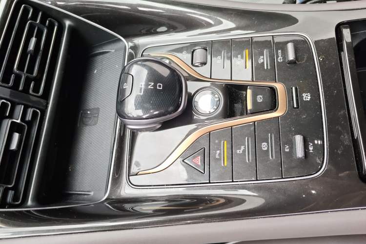 Used BYD Frigate 07 2023 DM-i 100KM Prestige Model Gear Lever