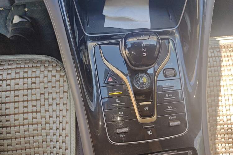 Used BYD Frigate 07 2023 DM-i 100KM Prestige Model Gear Lever