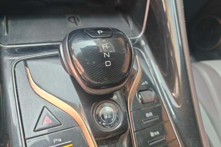 Used BYD Frigate 07 2023 DM-i 100KM Flagship Model Gear Lever