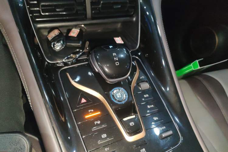 Used BYD Frigate 07 2023 DM-i 205KM Flagship Model Gear Lever
