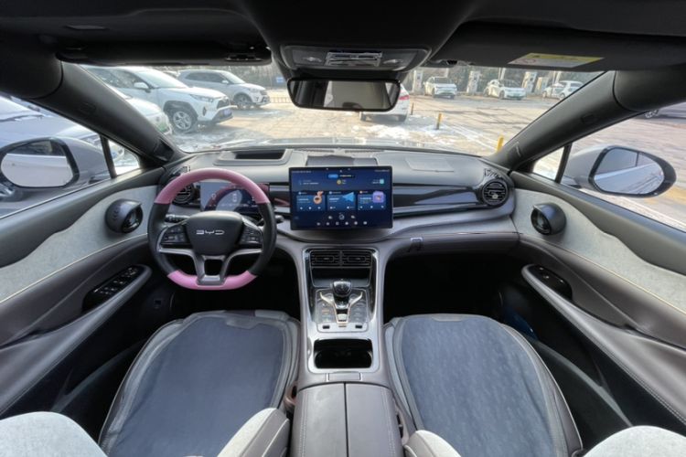 Used BYD Frigate 07 2023 DM-i 100KM Flagship Model Interior 1