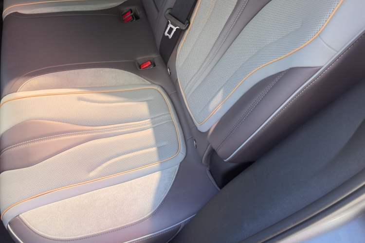 Used BYD Frigate 07 2023 DM-i 100KM Prestige Model Interior 1