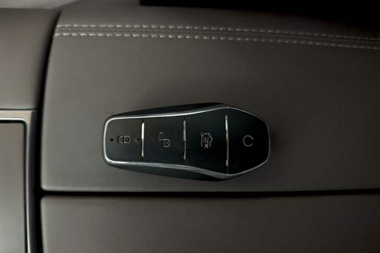 Used BYD Frigate 07 2023 DM-i 205KM Flagship Model Interior 1