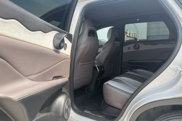 Used BYD Frigate 07 2023 DM-i 100KM Flagship Model Interior 10