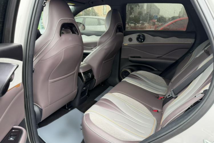 Used BYD Frigate 07 2023 DM-i 100KM Prestige Model Interior 3