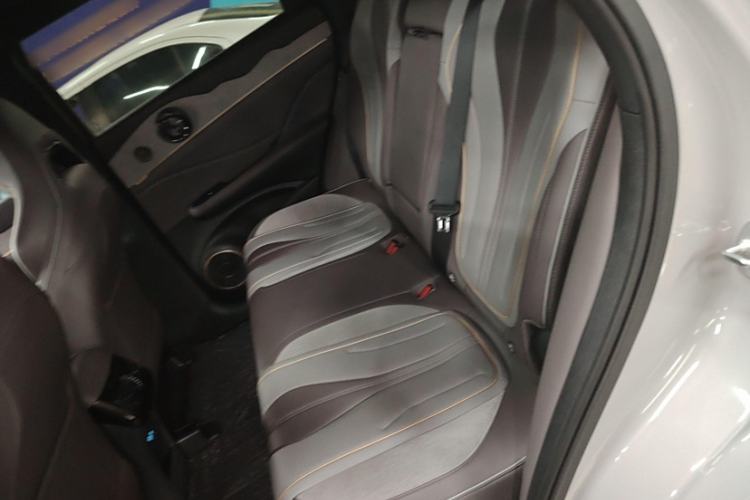 Used BYD Frigate 07 2023 DM-i 100KM Flagship Model Interior 3