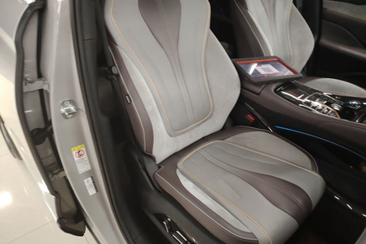 Used BYD Frigate 07 2023 DM-i 100KM Flagship Model Interior 4