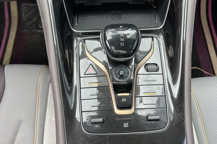 Used BYD Frigate 07 2023 DM-i 205KM Flagship Model Interior 5