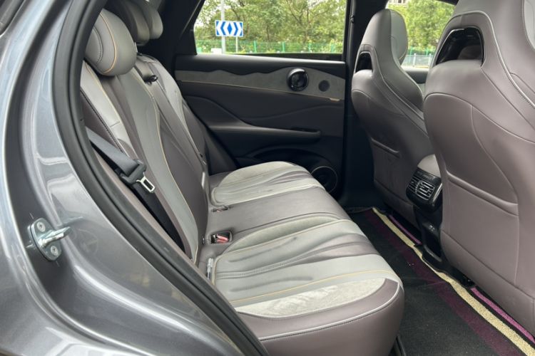 Used BYD Frigate 07 2023 DM-i 205KM Flagship Model Interior 8