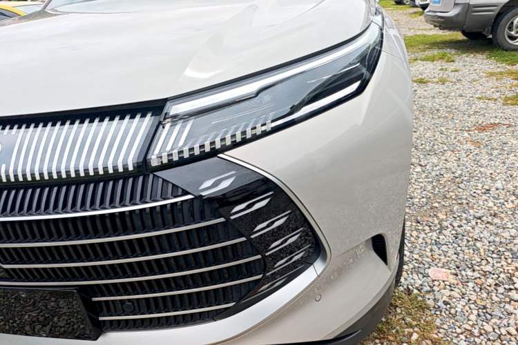 Used BYD Frigate 07 2023 DM-i 205KM Flagship Model Left Front Headlight