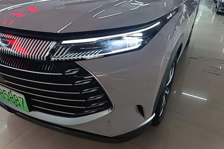 Used BYD Frigate 07 2023 DM-i 100KM Prestige Model Left Front Headlight