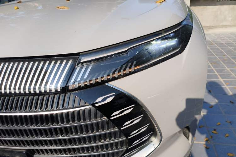 Used BYD Frigate 07 2023 DM-p 175 km Four-Wheel Drive Flagship Model Left Front Headlight