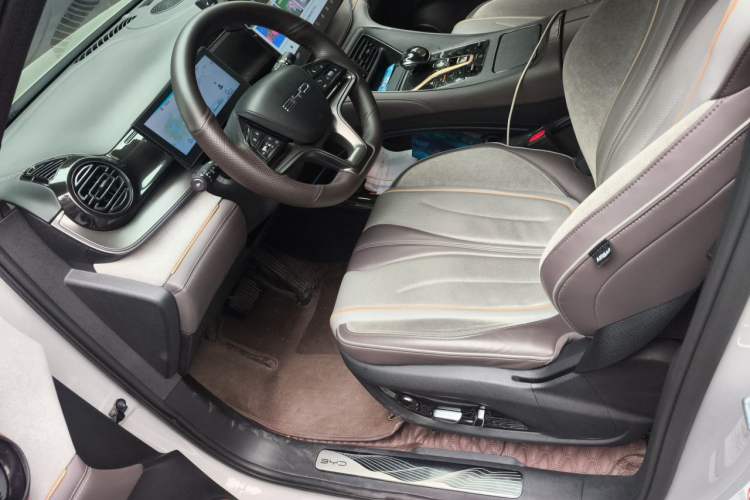 Used BYD Frigate 07 2023 DM-i 100KM Prestige Model Left Front Seat