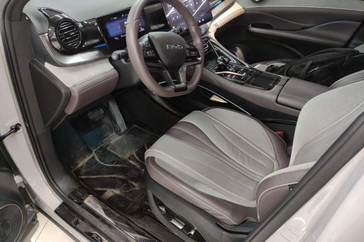 Used BYD Frigate 07 2023 DM-i 100KM Prestige Model Left Front Seat