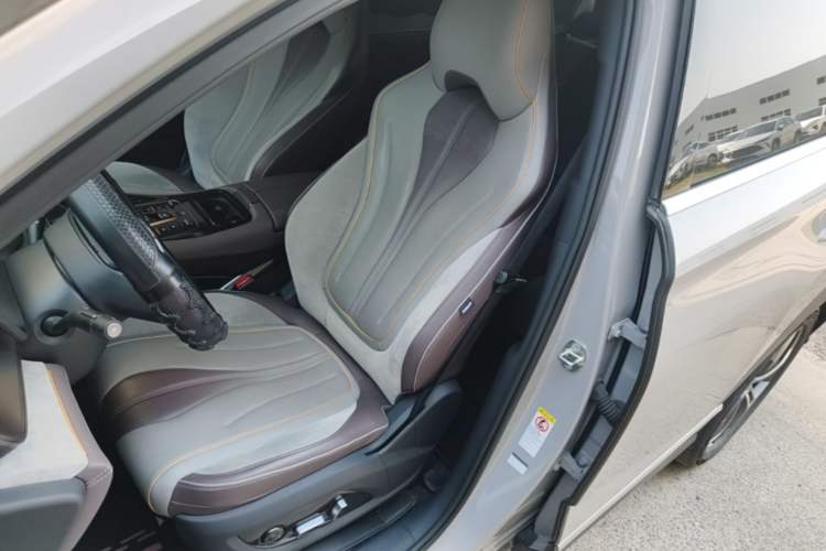 Used BYD Frigate 07 2023 DM-i 205KM Flagship Model Left Front Seat