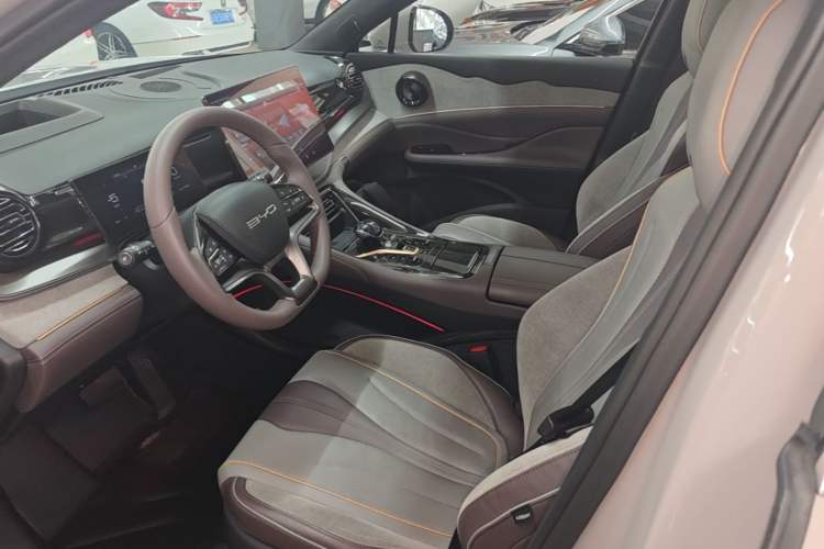 Used BYD Frigate 07 2023 DM-i 100KM Flagship Model Left Front Seat