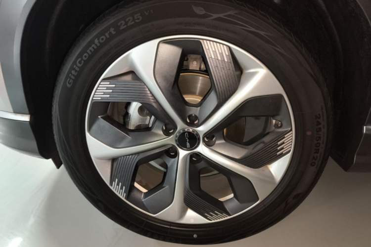 Used BYD Frigate 07 2023 DM-i 100KM Prestige Model Left Front Wheel Hub