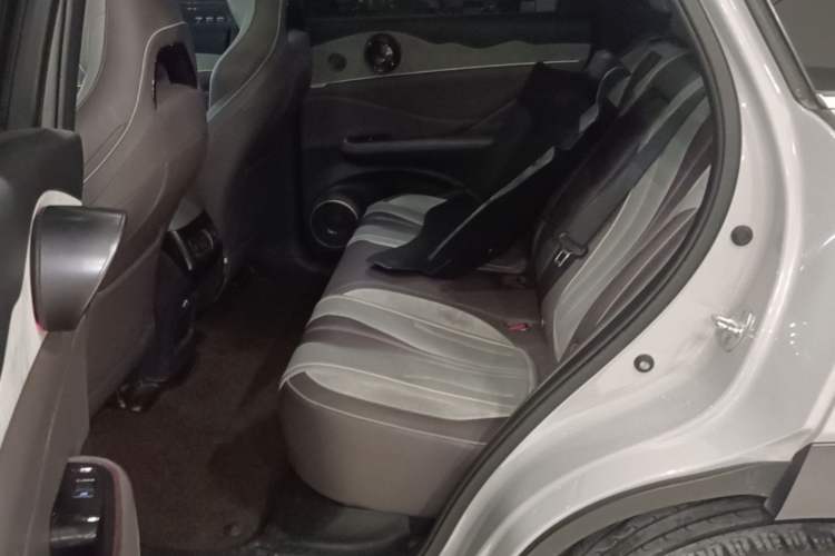 Used BYD Frigate 07 2023 DM-i 100KM Flagship Model Left Rear Seat