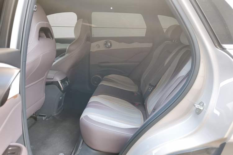 Used BYD Frigate 07 2023 DM-i 205KM Flagship Model Left Rear Seat