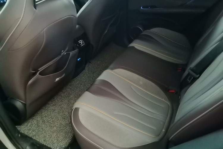 Used BYD Frigate 07 2023 DM-i 100KM Prestige Model Left Rear Seat