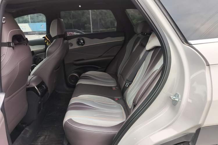 Used BYD Frigate 07 2023 DM-i 100KM Flagship Model Left Rear Seat