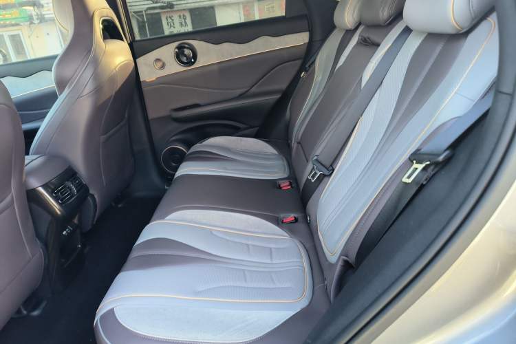 Used BYD Frigate 07 2023 DM-i 100KM Prestige Model Left Rear Seat