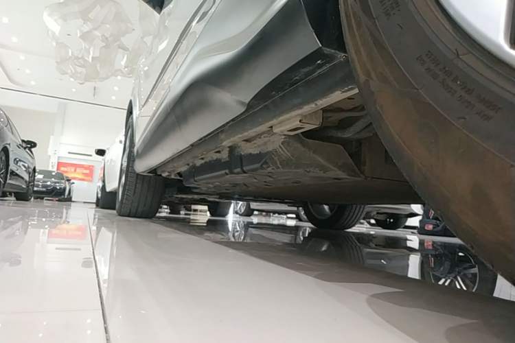 Used BYD Frigate 07 2023 DM-i 205KM Flagship Model Left Side Sill