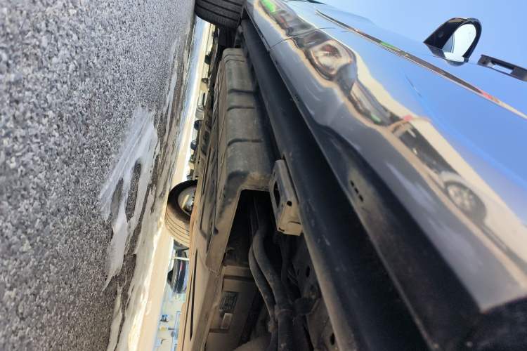 Used BYD Frigate 07 2023 DM-i 100KM Prestige Model Left Side Sill