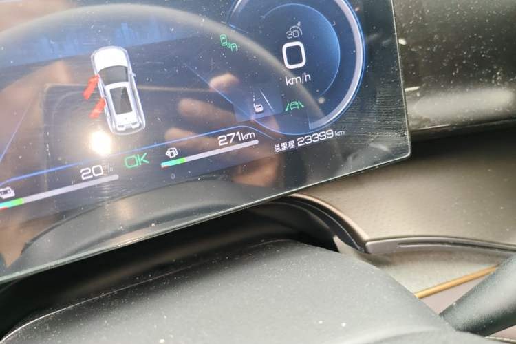 Used BYD Frigate 07 2023 DM-i 100KM Prestige Model Odometer Close Up