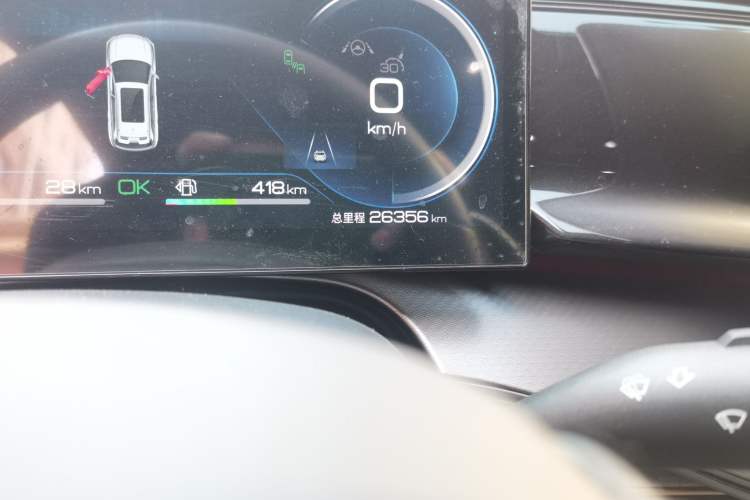 Used BYD Frigate 07 2023 DM-p 175 km Four-Wheel Drive Flagship Model Odometer Close Up