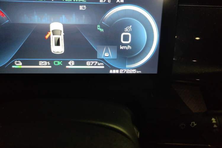 Used BYD Frigate 07 2023 DM-i 100KM Prestige Model Odometer Close Up