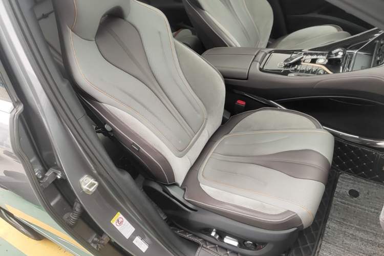 Used BYD Frigate 07 2023 DM-i 100KM Flagship Model Right Front Seat