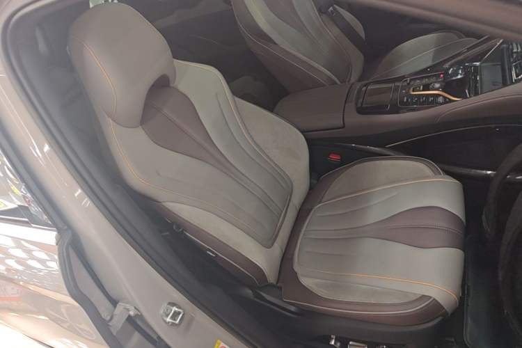 Used BYD Frigate 07 2023 DM-i 100KM Flagship Model Right Front Seat