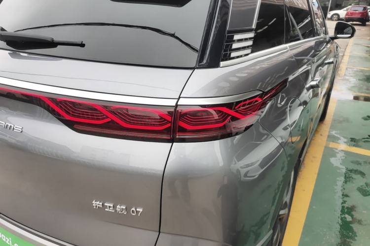 Used BYD Frigate 07 2023 DM-i 100KM Flagship Model Right Rear Taillight