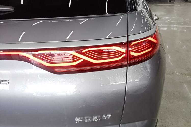 Used BYD Frigate 07 2023 DM-i 100KM Flagship Model Right Rear Taillight